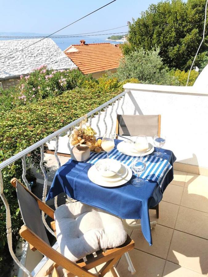 Apartment Biljana Бол Экстерьер фото
