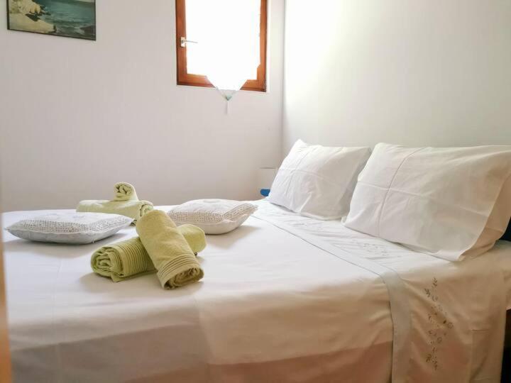 Apartment Biljana Бол Экстерьер фото